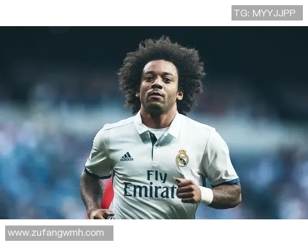 时尚与运动融合 足球球星印花长袖助力潮流新风尚 时尚与运动融合 足球球星印花长袖助力潮流新风尚