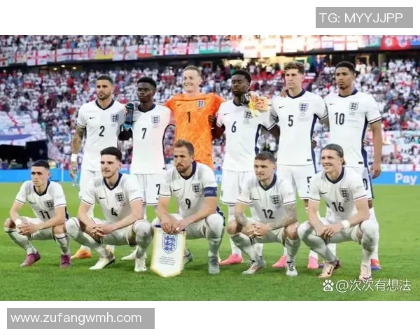 福登引领英格兰新一代足球崛起 深度解析他的成长历程与球场表现 福登引领英格兰新一代足球崛起 深度解析他的成长历程与球场表现