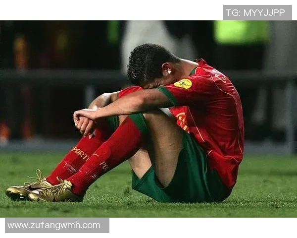 足坛13号球星盘点:传奇球员的辉煌足迹与赛场传奇 足坛13号球星盘点:传奇球员的辉煌足迹与赛场传奇