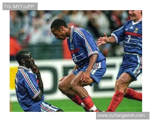 法国足球历史巨星盘点:从齐达内到亨利的传奇足迹 法国足球历史巨星盘点:从齐达内到亨利的传奇足迹